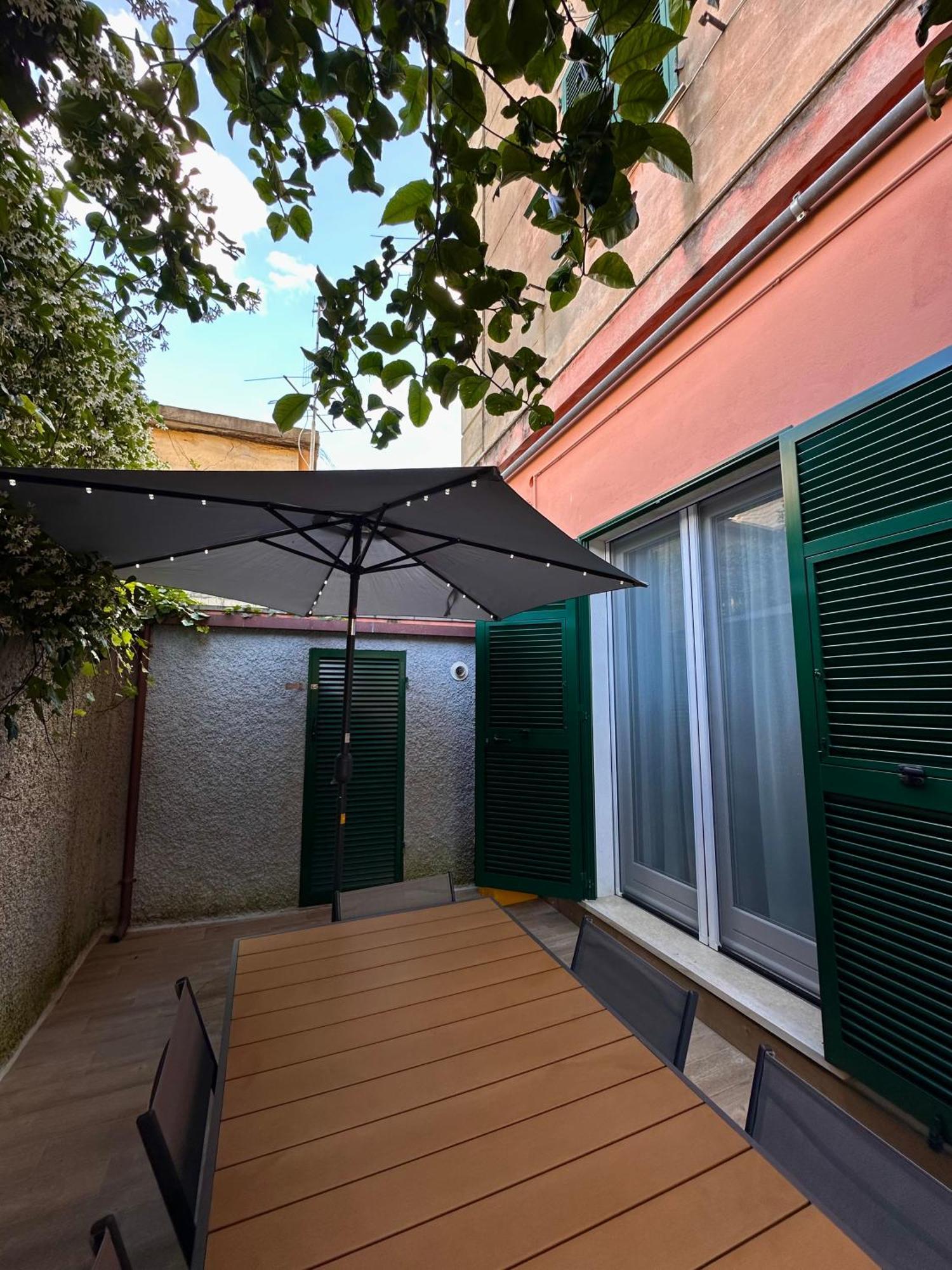 La Casa Del Capitano Apartment Levanto Bagian luar foto